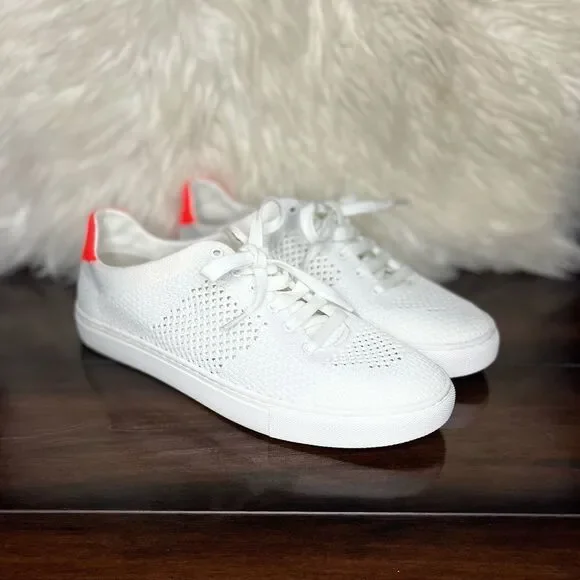 Banana Republic White Mesh Sneaker With Pink Stripe - Picture 1 of 6